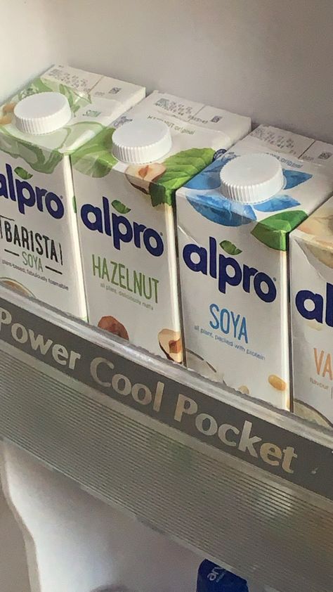 Soy Milk Aesthetic, Almond Milk Aesthetic, Alpro Milk, Milk Aesthetic, Trendy Drinks, Vanilla Plant, Soya Milk, Healthy Milk, Vanilla Milk