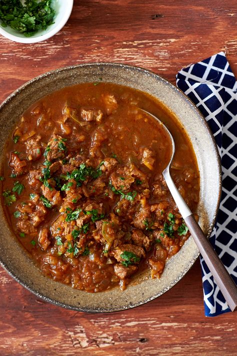 Recipe: Chinese chili || Photo: Melina Hammer for The New York Times Asian Chili Recipe, Chinese Fried Noodles, Asian Chili, Fermented Black Beans, Rice Mexican, Chinese Chili, Mexican Black Beans, Chili Soup, Fried Noodles