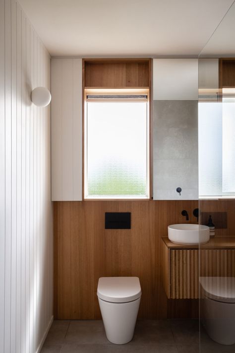 Timber In Bathroom, Timber Bathroom, Wood Panels In Bathroom, Timber Vanity Bathroom, Bathroom Laundry Combo, Timber Look Tile Bathroom, 60s House Decor, Muji Bathroom, Japandi Toilet And Bath