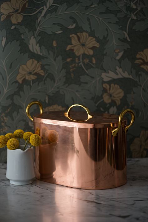 Galley & Fen Essen, Kitchen Brass, Beautiful Bread, French Kitchen Decor, How To Polish Copper, Bread Bin, Copper Cookware, Loaf Of Bread, Bread Boxes