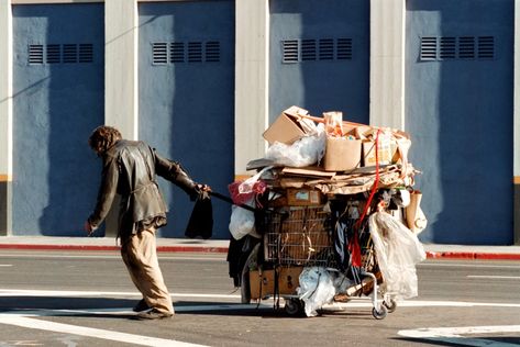 Meet the Elderly Couple Fighting For The Homeless of Los Angeles Pull Cart, Pick Up Trash, Elderly Couples, Skid Row, Little Shop Of Horrors, Texas City, Social Awareness, Fort Worth Texas, Random Acts Of Kindness