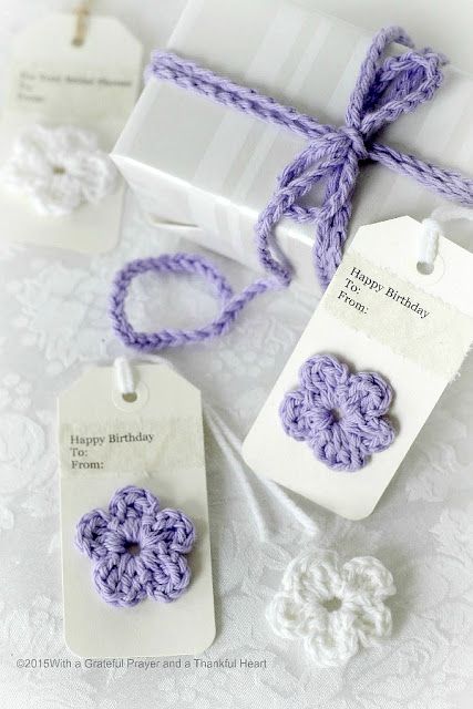 Crochet Gift Tags, Grateful Prayer, Gift Packages, Packaging Diy, Homemade Wedding, Thankful Heart, Crochet Gift, Handmade Gift Tags, Handmade Tags