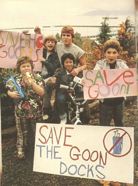 Los Goonies, Goonies 1985, Chris Columbus, Sean Leonard, The Goonies, Fraggle Rock, Goonies, 80s Movies, Theme Halloween