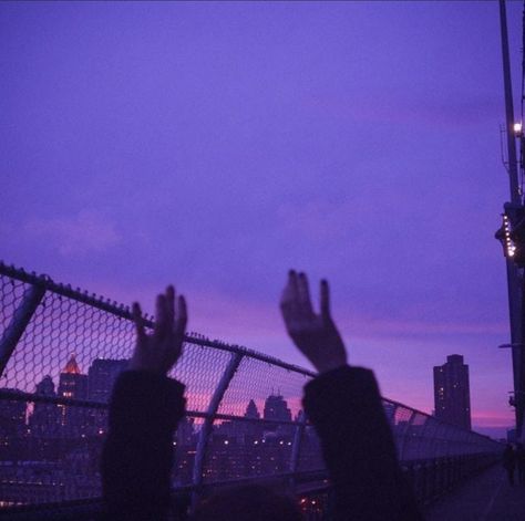 #purple #aesthetic #sky #purpleaesthetics #photoshoot #pictures Purple City, Music Cover Photos, Playlist Covers Photos, Laugh Meme, Purple Vibe, Lavender Aesthetic, Dark Purple Aesthetic, Yumeko Jabami, Neon Aesthetic