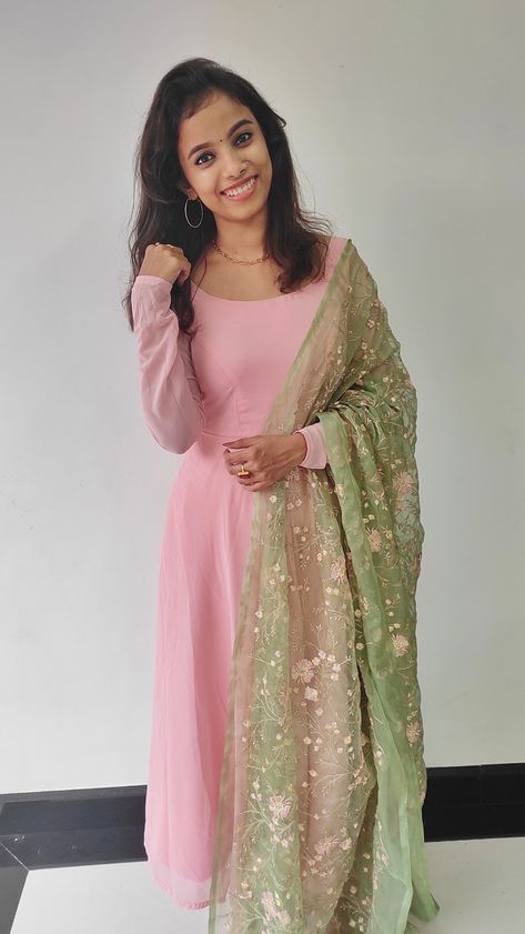 Baby Pink and Sage Green | Anarkali kurti with long sleeves | Floral Embroidered Dupatta Pink Anarkali Suits Simple, Green Dupatta Combination Suit, Green Combination Outfit Indian, Pink Dupatta Color Combinations, Pink Kurti Outfit, Sage Green Anarkali, Pink Anarkali Suits, Plain Kurti Designs, Pink Colour Dress