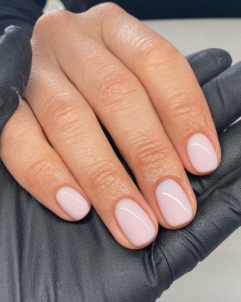 Bridal Nails Minimalist, Nail Design Ideas Short, Builder In A Bottle, Old Money Nails, Money Nails, Natural Nails Manicure, Builder Gel Nails, Milky Nails, Squoval Nails