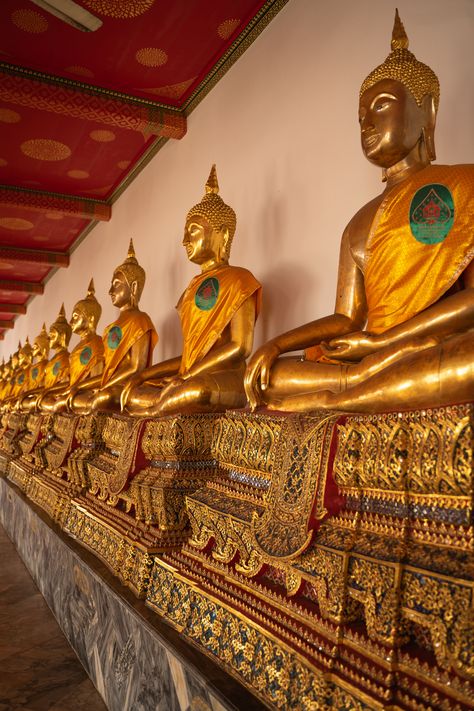 Wat Pho Temple, Bangkok Thailand Aesthetic, Buddhism Aesthetic, Wat Pho Bangkok, Buddha Thailand, Bangkok Photos, Thailand Buddha, Temple Thailand, Thai Temple