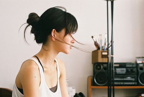 bangs Asian Hair Bun, Asian Bangs, Crop Hair, Messy Updo, Work Hairstyles, Frizzy Hair, Hair Bun, Asian Hair, Ombre Hair