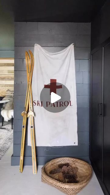 Melaine Thompson on Instagram: "Looking for almost-free art? This DIY ski patrol sign brings a cozy, ski-lodge vibe to any space—and all it took was an old drop cloth, paint, and some stencils! This project proves that large wall art doesn’t have to come with a high price tag.

Want to try it? Comment “SKI” and I’ll send you the blog post with the full tutorial, plus 5 more DIY holiday crafts!

#DIYHomeDecor #SkiLodgeDecor #BudgetFriendlyDecor #UpcycledArt #WinterDecor #DIYHolidayCrafts #ThriftFlip #NeutralHomeDecor #DIYArt #HolidayCrafts" Skis On Wall, Skis On Wall Decor, Vintage Ski Decor, Diy Holiday Crafts, Old Skis, Ski Patrol, Ski Lodge Decor, Ski Decor, Upcycled Art