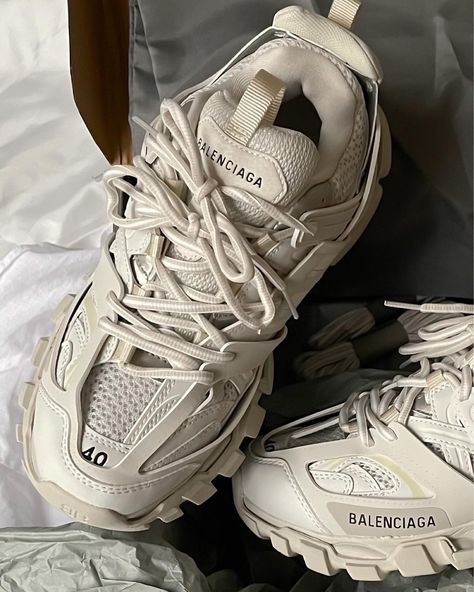 Balenciaga Track Shoes, Balenciaga Shoes Outfit, Balenciaga Sneakers Outfit, Balenciaga Sneaker, Yves Saint Laurent Bag, Skincare Aesthetics, Balenciaga Track Sneakers, Balenciaga Shoes Sneakers, Cultural Travel