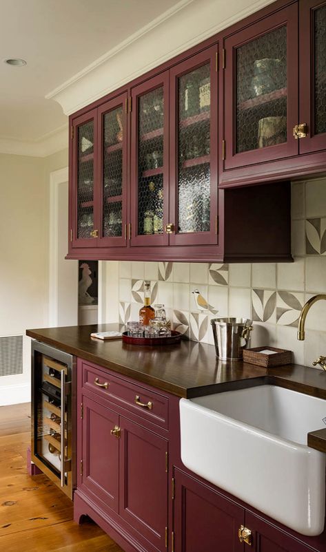 A classic Hudson Valley farmhouse gets an absolutely beautiful makeover Plum Kitchen Cabinets, Mauve Kitchen Cabinets, Burgundy Kitchen Cabinets, Decorating Kitchen Island, Island Ideas Kitchen, Laundry Reno, Kitchen Dressers, Red Cabinet, Wire Cabinet