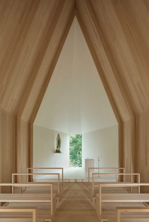 Bernardo Bader, Church Design Architecture, Modern Church, Sacred Architecture, Church Interior, Religious Architecture, Old Farm Houses, Church Architecture, Church Design