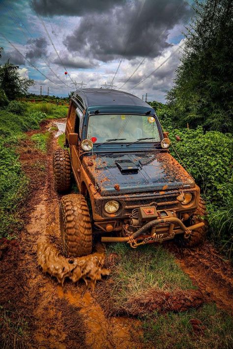 LX Off Roaders, Afternoon Drive, Hors Route, Mud Trucks, Old Truck, Suzuki Samurai, 4x4 Off Road, Terrain Vehicle, All-terrain Vehicles