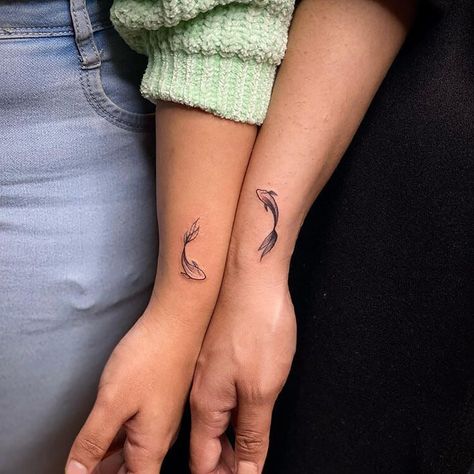 v Matching Koi Tattoos, Koi Matching Tattoo, Fine Line Couple Tattoo, Matching Fish Tattoos, Couple Matching Tattoos Relationships, Matching Koi Fish Tattoo, Matching Relationship Tattoos, Tattoo Leggings, Best Couple Tattoos