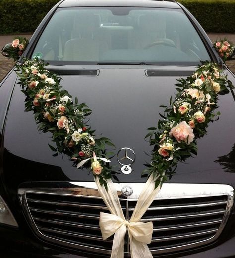 Wedding Car Deco, Bridal Car, Wedding Car Decorations, Wedding Planning Decor, Wedding Design Decoration, Wedding Decor Style, Wedding Stage Decorations, Wedding Decor Elegant, Wedding Preparation