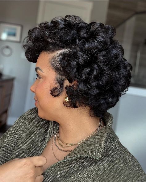 Rollerset Hairstyles, Roller Set Hairstyles, Roller Sets, Layers Short, Bob Haircut Curly, Natural Hair Short Cuts, Short Hair Pixie Cuts, Haircut Short, Bangs Short