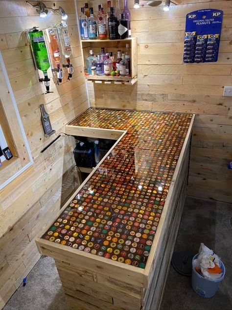 Garage Bar Ideas, Organization Garage, Bar Deco, Bar Shed, Home Bar Rooms, Workshop Garage, Basement Bar Designs, Diy Home Bar, Back Deck Decorating