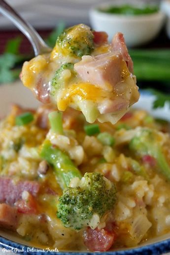 Ham Broccoli Rice Casserole #greatgrubdelicioustreats Ham Rice Broccoli Casserole, Ham Broccoli Rice Casserole, Rice Broccoli Casserole, Ham Rice, Ham Dinner Recipes, Ham Recipes Crockpot, Ham And Cheese Casserole, Ham Broccoli, Ham Casserole Recipes