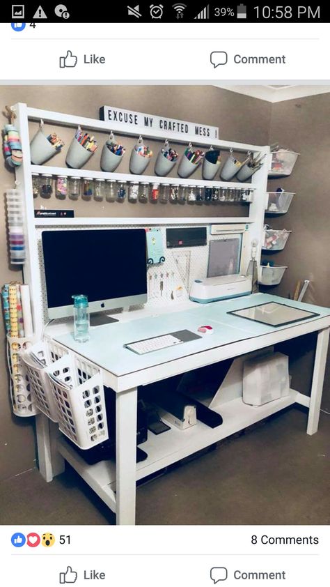 Office Craft Room Combo, Craft Shed, Idee Cricut, Craft Station, Dream Craft Room, Craft Room Design, Scrapbook Room, Halloween Witches, Diy Craft Room