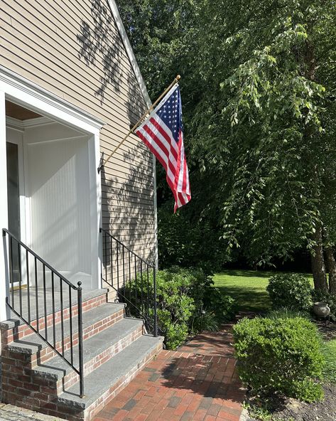 🇺🇸✨ Happy 4th of July! ✨🇺🇸 Did you know there's a proper way to display the American flag on your home? According to the U.S. Flag Code, if you're hanging the flag vertically or horizontally against a wall or window, the Union (blue field with stars) should always be at the top left corner from the observer's perspective. This shows respect and honor for the flag. Next time you put up Old Glory, make sure it's displayed correctly and proudly! #AmericanFlag #FlagEtiquette #FunFact #Patriotism 🇺🇸🏠 Flag Etiquette, Colonial House Exteriors, Flag Code, The American Flag, House Exteriors, Happy 4th Of July, Old Glory, Happy 4 Of July, Colonial House