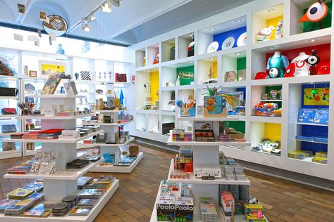 10 Intriguing Museum Shops Around the World Photos | Architectural Digest Toy Store Design, Gift Shop Interiors, Gift Shop Displays, Cube Furniture, Moma Store, Museum Gift Shop, Shop House Ideas, Cube Design, Shop Window Design