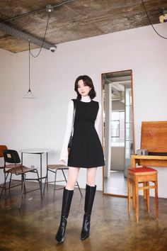 Korean Date Outfit, Classy Feminine, Casual College Outfits, Fashion Mistakes, Kpop Fashion Outfits, 가을 패션, Edgy Outfits, Blackpink Fashion, Korean Outfits