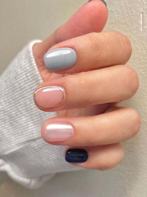 Short Nails Art 2023, Makeup Looks For Denim Outfit, Short Nail Manicure Gel, Korean Nail Art Simple Cute, Spring Minimalist Nails, Simple Boho Nails, Korean 3d Nail Art, Simple Korean Nails, Korean Gel Nail Designs