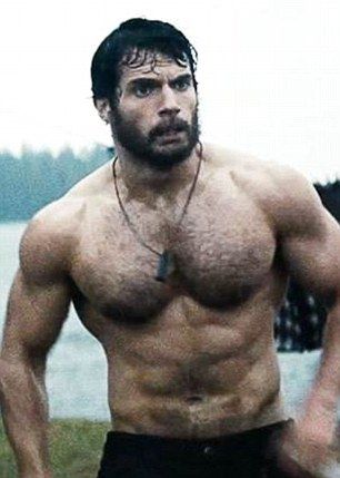 Buff! Cavill certainly has the physique to rival outgoing Bond, Daniel Craig Superman Workout, Henry Cavill Shirtless, Dallas Buyers Club, Foto Top, Karl Urban, Celebrity Workout, Weight Training Workouts, Pierce Brosnan, Batman Vs Superman