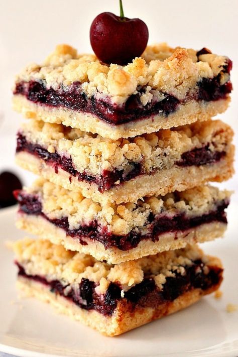 Cherry Pie Crumb Bars, Fresh Cherry Recipes, Cherry Recipes Dessert, Cherry Pie Bars, Cherry Crumble, Crumb Bars, Granola Breakfast, Cherry Desserts, Cherry Recipes