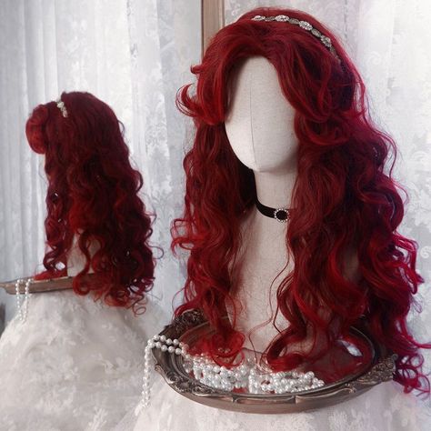 Hair Designs Aesthetic, Long Hair Styles Wavy Hair, Unique Hairstyles For Women, Red Hair Styles Hairstyles, Wavy Long Hair Styles, Curly Hair Wig Styles, Long Red Hairstyles, Long Red Curly Hair, Long Curly Red Hair