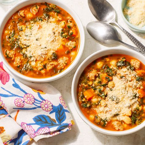 Hearty Chickpea & Spinach Stew Spinach Stew, One Pot Dinners, High Fiber Foods, Spinach Stuffed Chicken, Eating Recipes, Orzo, Clean Eating Recipes, Nutritious Meals, Soups And Stews