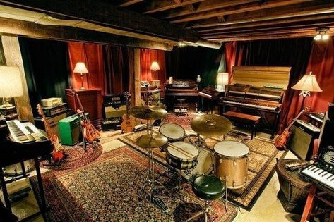 31 Unfinished Basement Ideas & Designs To Spruce Up Your Room (2021) Rehearsal Studios, Drum Room, Home Studios, Home Studio Ideas, Home Music Rooms, Basement Studio, Music Rooms, Rehearsal Room, Audio Studio