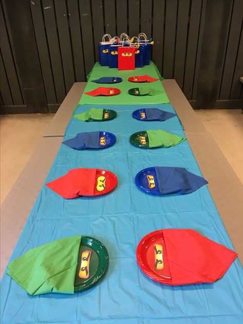 Ninjago Party Ideas Decoration, Lego Ninja Party Ideas, Ninjago Table Decorations, Lego Ninjago Party Decorations, Lego Ninjago Decorations, Ninja Go Birthday Party, Ninjago Decorations Ideas, Ninjago Lego Birthday Party, Lego Ninja Party