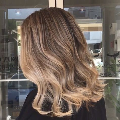 Blond Balayage, Brown Blonde Hair, Penteado Cabelo Curto, Long Blonde, Trendy Hair, Fall Hair Color, Hair Color Balayage, Long Blonde Hair, Fall Hair Colors