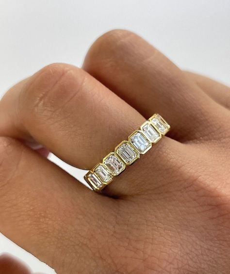 Emerald Cut Eternity Band, Gold Anniversary Bands, Eternity Diamond Band, Emerald Eternity Band, Moissanite Band, Moissanite Wedding Band, Jewelry Design Inspiration, Emerald Cut Moissanite, Bezel Set Ring