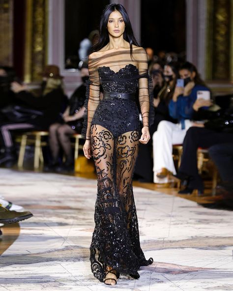 2022 Couture, Runway Outfits, Catwalk Fashion, Couture Details, Cooler Look, Zuhair Murad, Gala Dresses, Glam Dresses, Look Chic