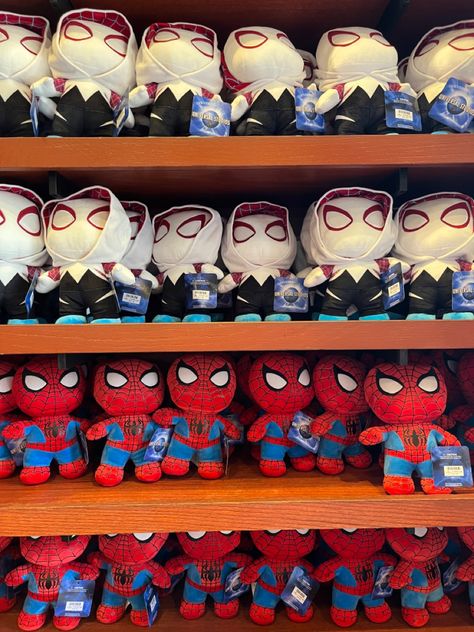 Spiderman Plush Aesthetic, Plushies Spiderman, Spiderman Stuff Aesthetic, Spiderman Merch Aesthetic, Spiderman Things To Buy, Spider Man Merch, Spiderman Plushies, Marvel Plushies, Spiderman Items