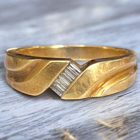 This Beautiful And Very Unusual Diamond Baguette Band Is Perfect As A Wedding Band Or As An Every Day Ring! The 14k Gold Band Is Expertly Crafted With Great Detail! Natural Diamond Baguettes Accent The Ring! The Ring Is Crafted In Solid 14k Gold And Is A Size 7.5 Approximately 6mm Wide At Center! Masculine Engagement Rings, Diamond Baguette Band, Baguette Band Ring, Green Tux, Baguette Ring Band, Wedding Band Men, Baguette Wedding Band, Baguette Band, Baguette Diamond Band