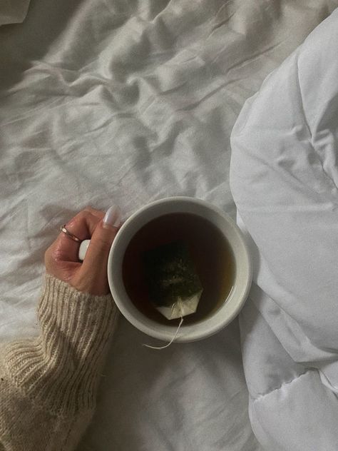 Tea Asethic, Drink Tea Aesthetic, Tea Aethstetic, Tea Astethic, January Esthetics, Tea Aesthetic Pictures, Aesthetic Kettle, Thé Aesthetic, Drinking Tea Aesthetic