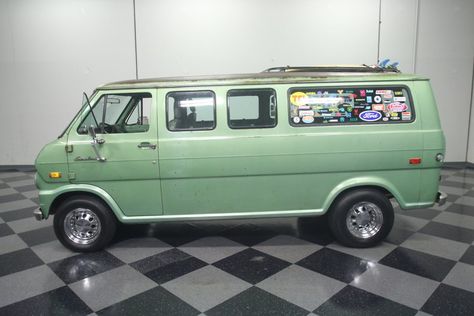 Ford Econoline Van, Chevy Vans, Econoline Van, Ford E Series, Old School Vans, Custom Trailers, Chevy Van, Auto Retro, Day Van