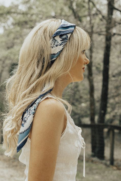 70s Hair Scarf, Bandana Hairstyles For Long Hair, 70s Hair, Silk Scarf Hair, Hair Scarf Styles, Rhinestone Hair Clip, Pool Hairstyles, Bandana Hairstyles, Silk Hair