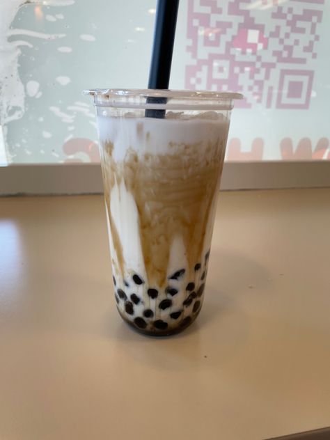 Gong Cha, Boba Drink, Cute Little Drawings, City Aesthetic, Milk Tea, Drinks, Drawings, Pins, Quick Saves