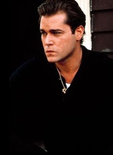 Ray Liotta Goodfellas, Ray Liotta, Septième Art, Actors Male, Goodfellas, Elegante Casual, Martin Scorsese, Hollywood Actor, American Actors