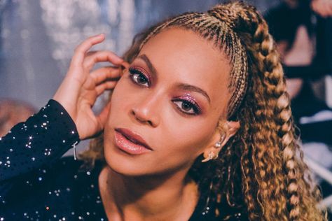 Twitter Beyonce Braids, Lemonade Braids Hairstyles, Hype Hair, Vacation Hairstyles, Face Shape Hairstyles, Braids Hairstyles Pictures, Birthday Hair, Hair Braid Videos, Girls Braids