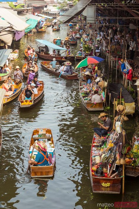 Damnoen Saduak Floating Market, Bangkok Floating Market, Bangkok Aesthetic, Thailand Floating Market, Bangkok Photography, Bangkok Market, Thailand Restaurant, Street Food Thailand, Thailand Living