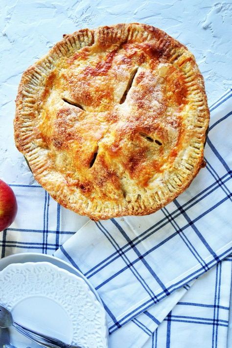 This Classic Apple Pie recipe can be yours to make! Impress your friends and family with this butter crust Apple Pie!  This golden crust is flakey, tasty, and delicious.  #ramshacklepantry #apple #pie  #homemade #scratch #pierecipe #classicpie #classicapplepie #caramel Double Crust Apple Pie Recipe, Double Crust Apple Pie, Classic Apple Pie Recipe, Apple Pie From Scratch, American Apple Pie, Perfect Apple Pie, Scoop Of Ice Cream, Classic Apple Pie, Apple Pie Recipe