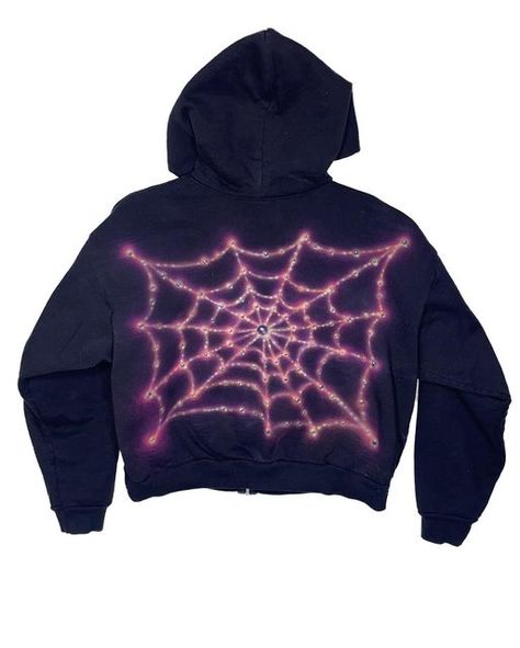 Air Brush Clothes, Drawing On Hoodie, Airbrushed Clothes, Airbrushed Hoodie, Clothes Painting Ideas, Spray Paint Clothes, Spray Paint Hoodie, Clothing Brand Inspiration, Airbrush Fashion