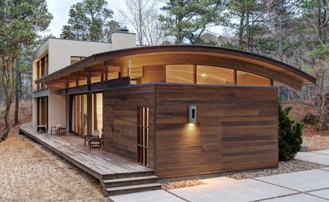 curved roof house Interior Design New York, Curved Roof, Contemporary Houses, Houses Architecture, Studio House, Quonset Hut, A Modern House, New York Architecture, Contemporary Exterior