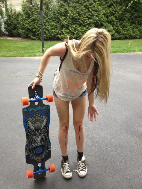 Longboarding as it's ups and downs. Gotta make sure you suit up! Skater Life, Skater Chick, Skater Girl Style, Skateboard Photos, Skateboard Aesthetic, Skate Girl, Skater Aesthetic, Longboard Skateboard, Fun Girl