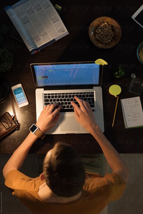 Laptop Photography, Man Office, Business Photoshoot, Business Lifestyle, Candle Business, Branding Photoshoot, Man Photo, Work Office, Drinking Beer